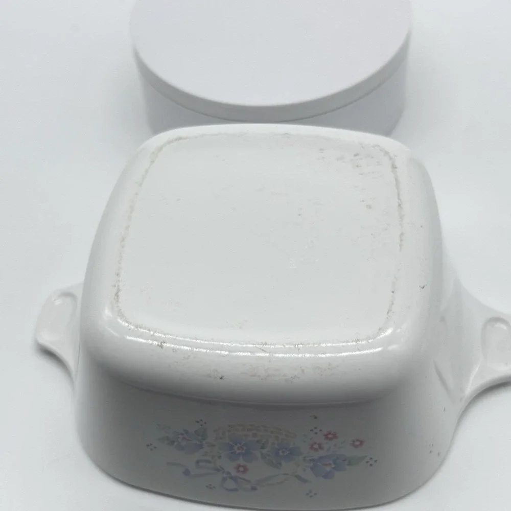 VTG Corningware Country Cornflower 700 ML Casserole Dish Only‎